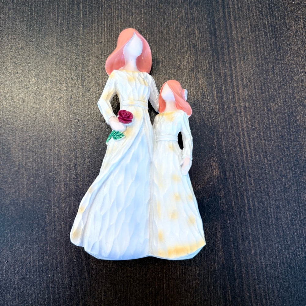 Mother’s Day Mother Daughter Figurine Rose Flower - NEW in box Gift ships today